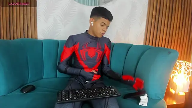 Jeffry wolvess online show from 03.01.25