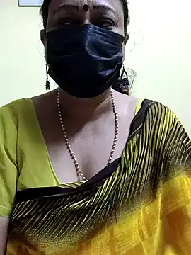 Snapshot of rekha_naier chatting on 02.10.25 rekha naier online show from 02.10.25