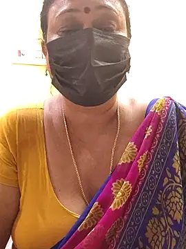 Snapshot of rekha_naier chatting on 03.01.25 rekha naier online show from 03.01.25