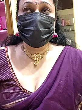 Snapshot of rekha_naier chatting on 03.02.25 rekha naier online show from 03.02.25