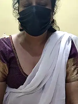 Snapshot of rekha_naier chatting on 03.06.25 rekha naier online show from 03.06.25