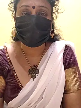 Snapshot of rekha_naier chatting on 03.06.25 rekha naier online show from 03.06.25