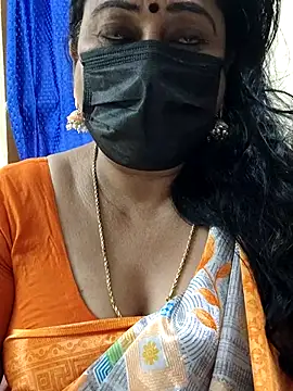 Snapshot of rekha_naier chatting on 09.25.25 rekha naier online show from 09.25.25