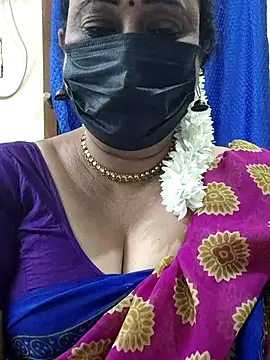 Snapshot of rekha_naier chatting on 02.04.26 rekha naier online show from 02.04.26