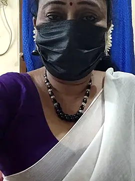 Snapshot of rekha_naier chatting on 02.05.26 rekha naier online show from 02.05.26