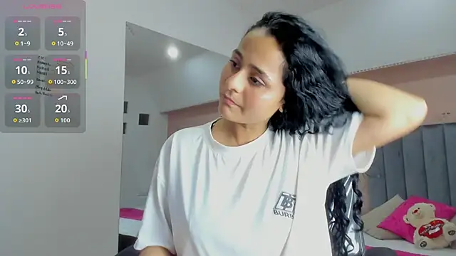 Giselle Roldan online show from 11.15.25