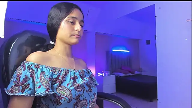 Snapshot of Giselle_Roldan chatting on 05.24.26 Giselle Roldan online show from 05.24.26