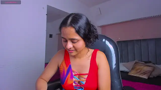 Giselle Roldan online show from 07.11.26