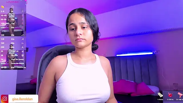 Giselle Roldan online show from 07.31.26