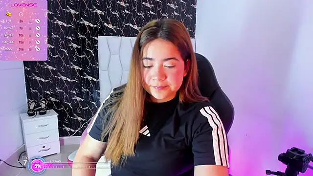 jisoo   online show from 03.14.25