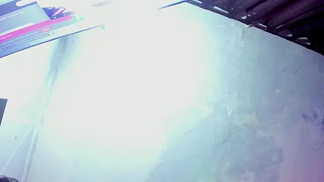 Snapshot of thakytona chatting on 10.29.25 thakytona online show from 10.29.25