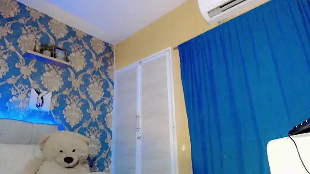 nicoledollts online show from 06.23.26