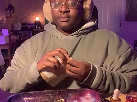 BigKittyRaven online show from 12.26.24