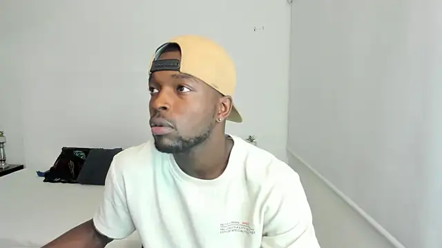 Dylan Taylor online show from 02.12.25