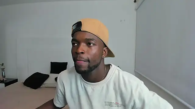 Dylan Taylor online show from 03.02.25