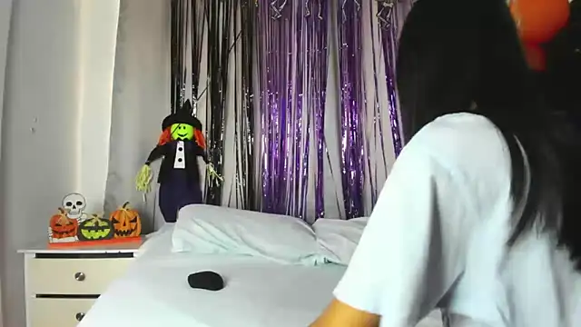  lexx1e online show from 10.29.25