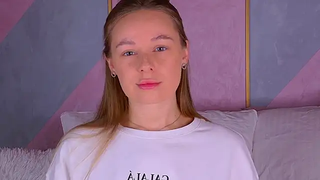 BeatriceEsmont online show from 10.25.25