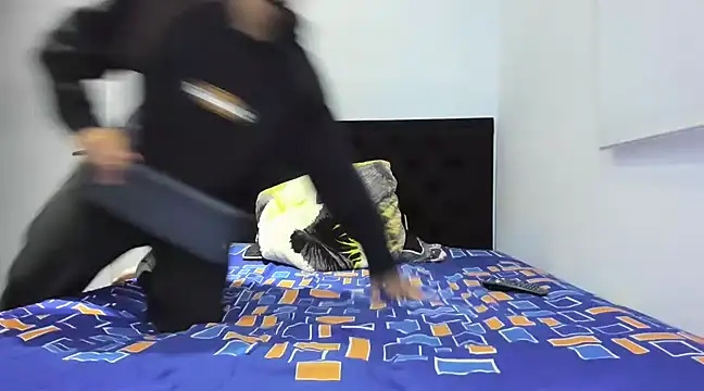 Snapshot of latin_bbc chatting on 02.23.25 latin bbc online show from 02.23.25