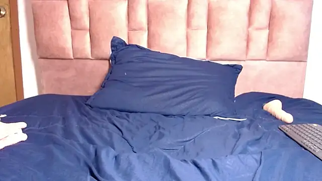 Jessy 05 online show from 12.20.24