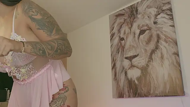 Snapshot of Maryann_jones chatting on 09.09.25 Maryann jones online show from 09.09.25