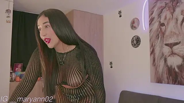 Snapshot of Maryann_jones chatting on 11.20.25 Maryann jones online show from 11.20.25