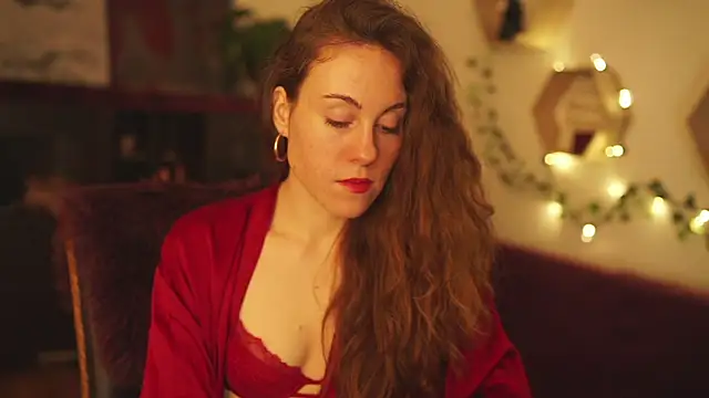 Berberis  Silene online show from 01.21.25