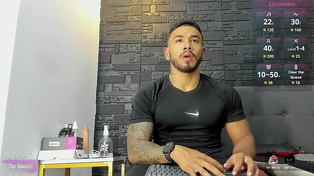 Snapshot of bruno_miller_ chatting on 11.21.25 bruno miller online show from 11.21.25