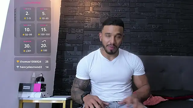 Snapshot of bruno_miller_ chatting on 11.30.25 bruno miller online show from 11.30.25