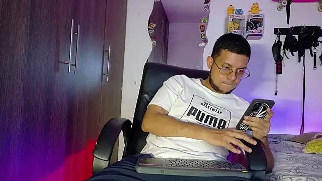 Nymphobuddies online show from 02.28.26