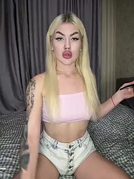 Cute Barbieee  online show from 12.22.24