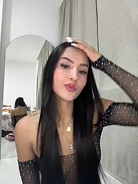  AmberSmithh online show from 01.25.25