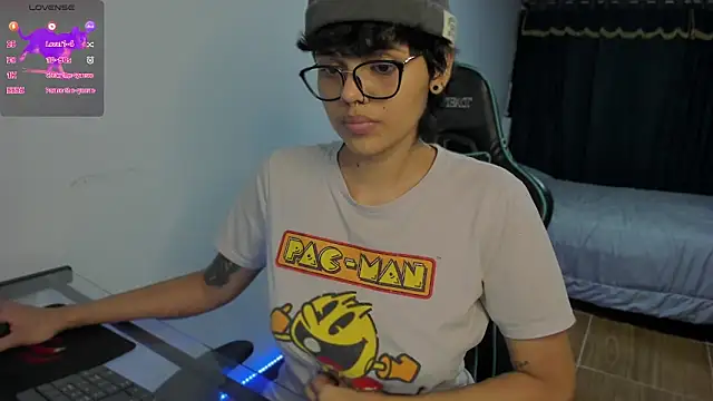 Snapshot of gooddess_isis chatting on 12.11.24 gooddess isis online show from 12.11.24