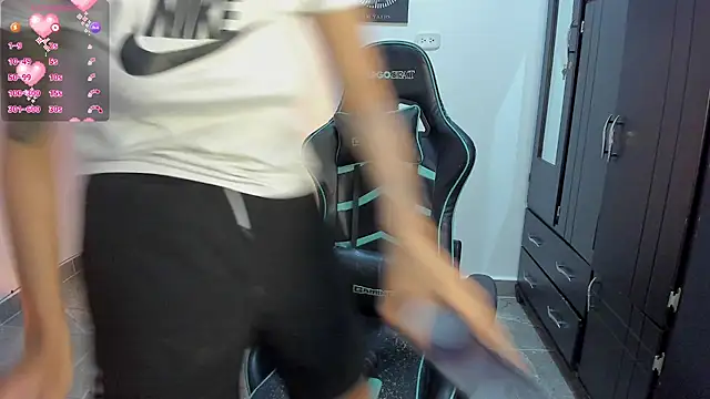 Snapshot of gooddess_isis chatting on 01.23.25 gooddess isis online show from 01.23.25