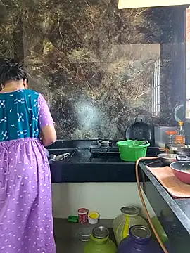Tamil Shalini Lustyy online show from 04.22.26