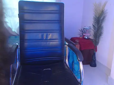 Snapshot of SexyMihika chatting on 03.01.25 SexyMihika online show from 03.01.25