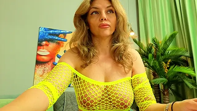 EvySmithXXX online show from 06.05.26