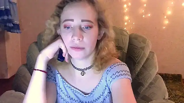 MelxMellie online show from 02.05.25