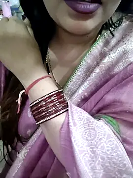 Snapshot of Mayuri77 chatting on 07.25.26 Mayuri77 online show from 07.25.26