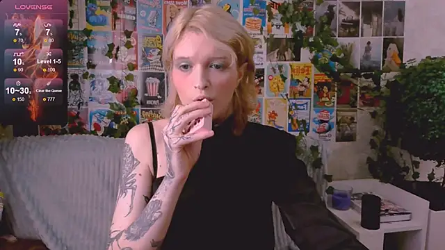 Simona Rain online show from 10.24.25