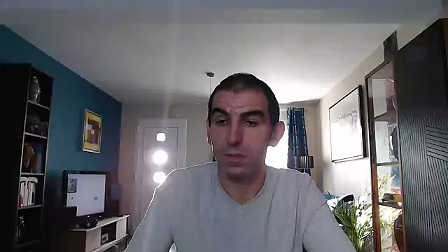 Snapshot of Samir_44200 chatting on 11.19.25 Samir 44200 online show from 11.19.25