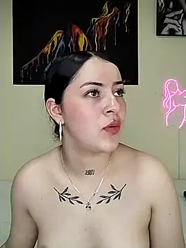 Emily-Hott- online show from 12.27.24