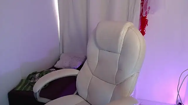 Xileny-Halliwey online show from 11.10.25