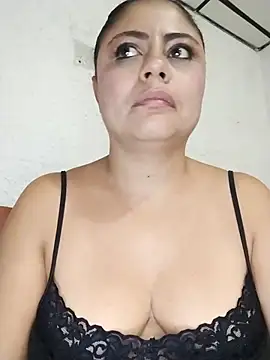 Snapshot of ElizabethWeil chatting on 12.02.25 ElizabethWeil online show from 12.02.25