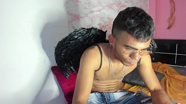 alessandro 2005 online show from 02.07.25