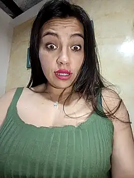 Snapshot of LIZ-06_ chatting on 03.06.25 LIZ-06 online show from 03.06.25