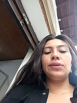 Snapshot of LIZ-06_ chatting on 03.10.25 LIZ-06 online show from 03.10.25