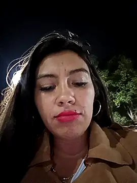 Snapshot of LIZ-06_ chatting on 03.15.25 LIZ-06 online show from 03.15.25