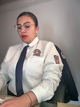 Snapshot of LIZ-06_ chatting on 09.24.25 LIZ-06 online show from 09.24.25