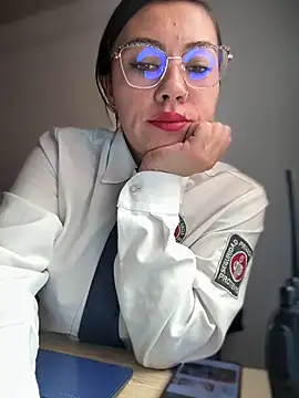 Snapshot of LIZ-06_ chatting on 10.06.25 LIZ-06 online show from 10.06.25