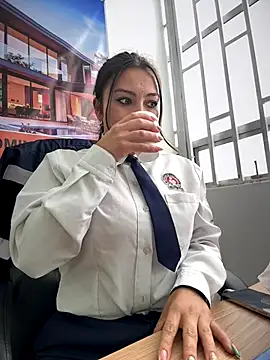 Snapshot of LIZ-06_ chatting on 11.06.25 LIZ-06 online show from 11.06.25